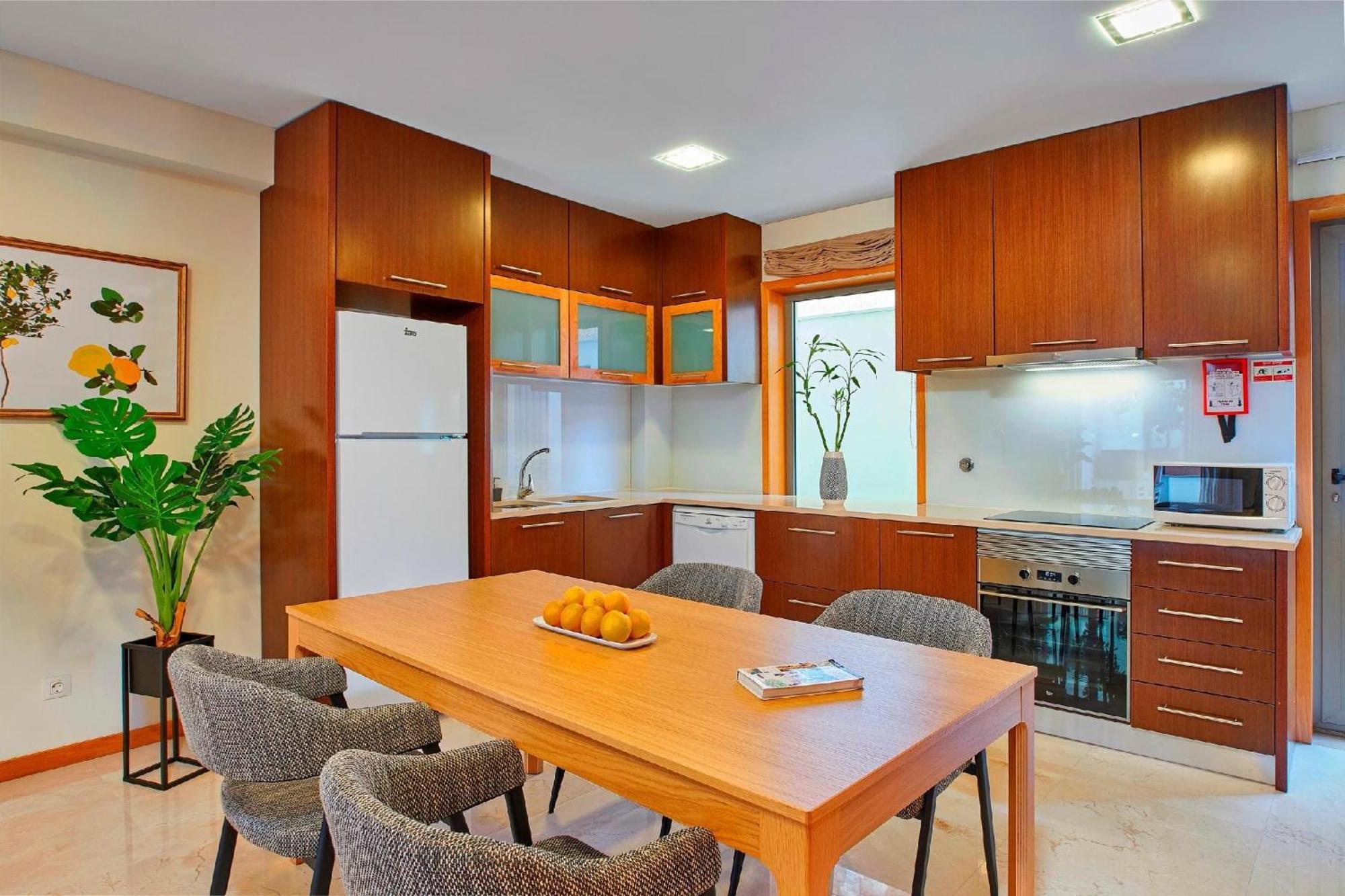 Villa Beautiful Town Centre Townhouse With Shared Pool Tavira Esterno foto